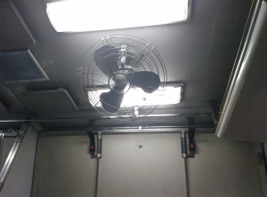Вентилятор в вагоне поезда